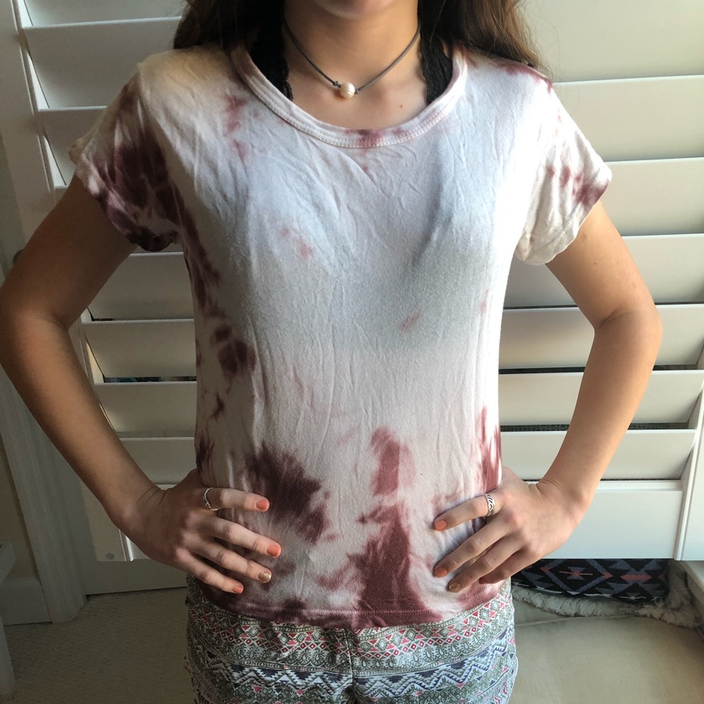 Tied-eyed shirt